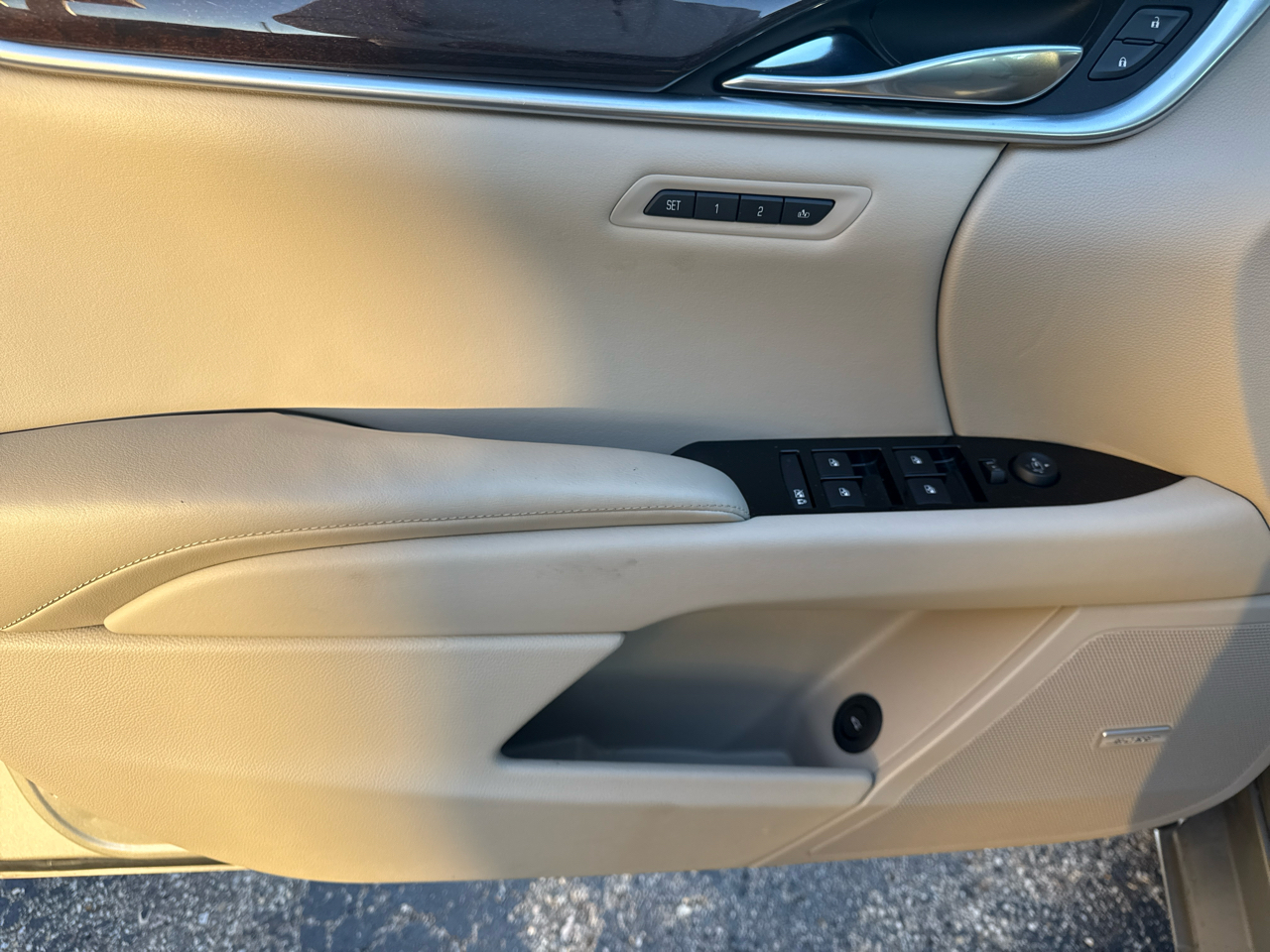 Cadillac XTS 4dr Sdn Luxury AWD 2015 Cadillac XTS 4dr Sdn Luxury AWD 2015