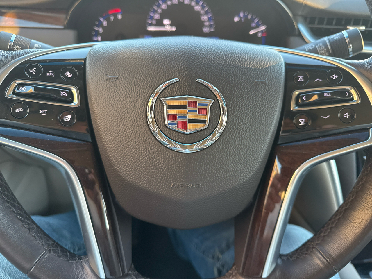 Cadillac XTS 4dr Sdn Luxury AWD 2015 Cadillac XTS 4dr Sdn Luxury AWD 2015