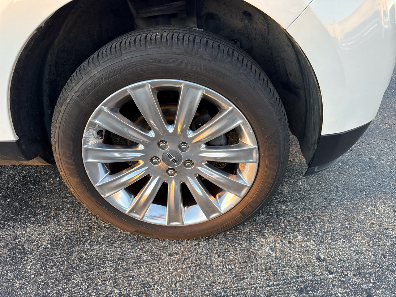 Lincoln MKX AWD 4dr 2013 Lincoln MKX AWD 4dr 2013