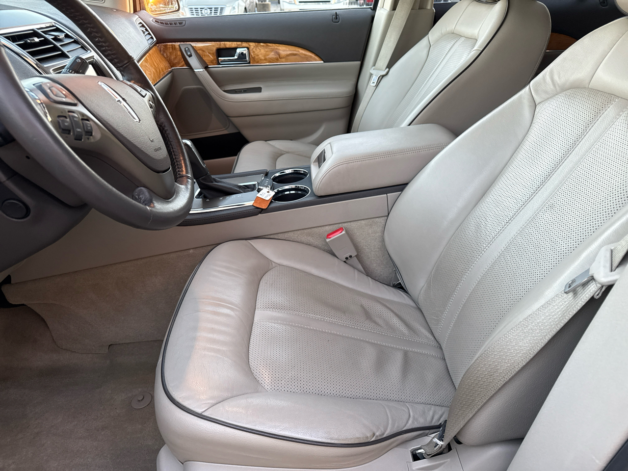 Lincoln MKX AWD 4dr 2013 Lincoln MKX AWD 4dr 2013