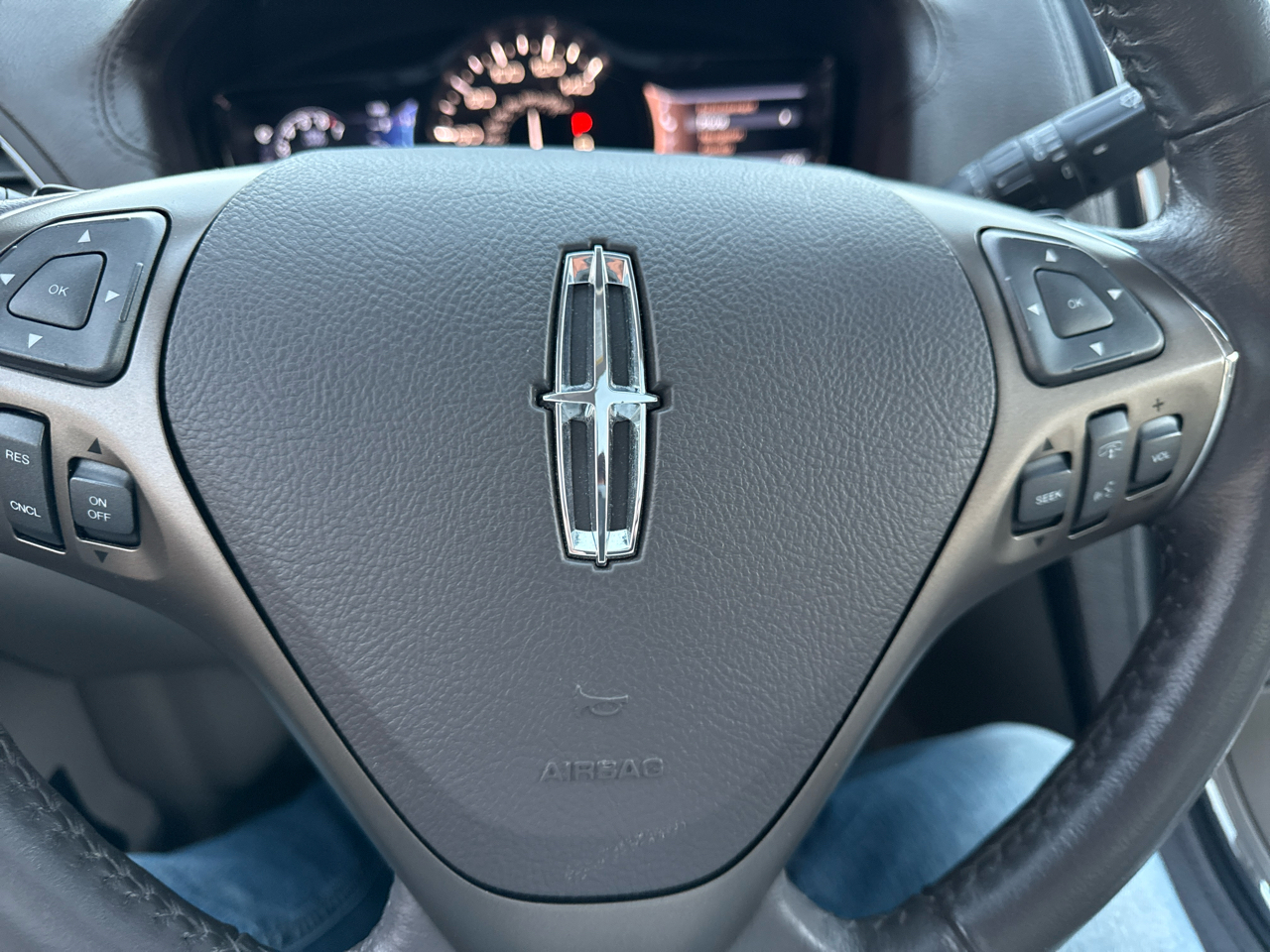 Lincoln MKX AWD 4dr 2013 Lincoln MKX AWD 4dr 2013