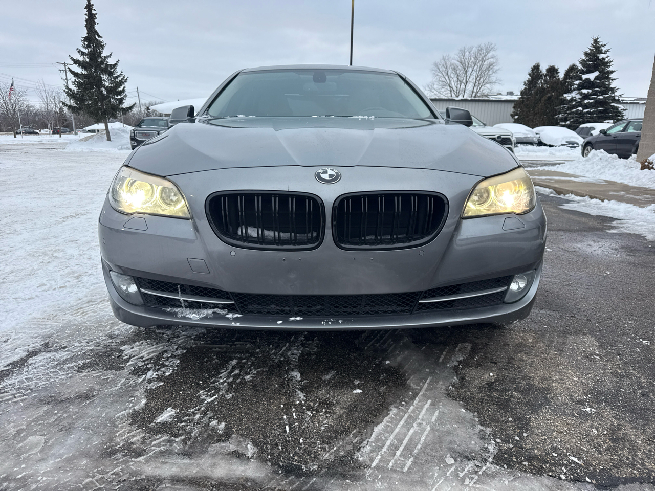 BMW 5 Series 4dr Sdn 535i xDrive AWD 2012