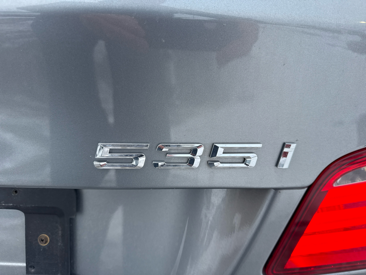 BMW 5 Series 4dr Sdn 535i xDrive AWD 2012