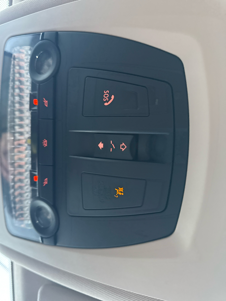 BMW 5 Series 4dr Sdn 535i xDrive AWD 2012