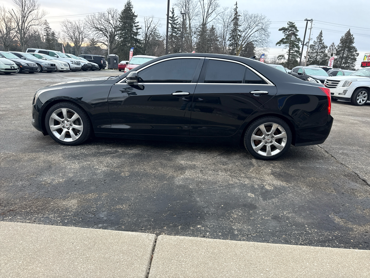 Cadillac ATS 4dr Sdn 2.0L Luxury RWD 2013