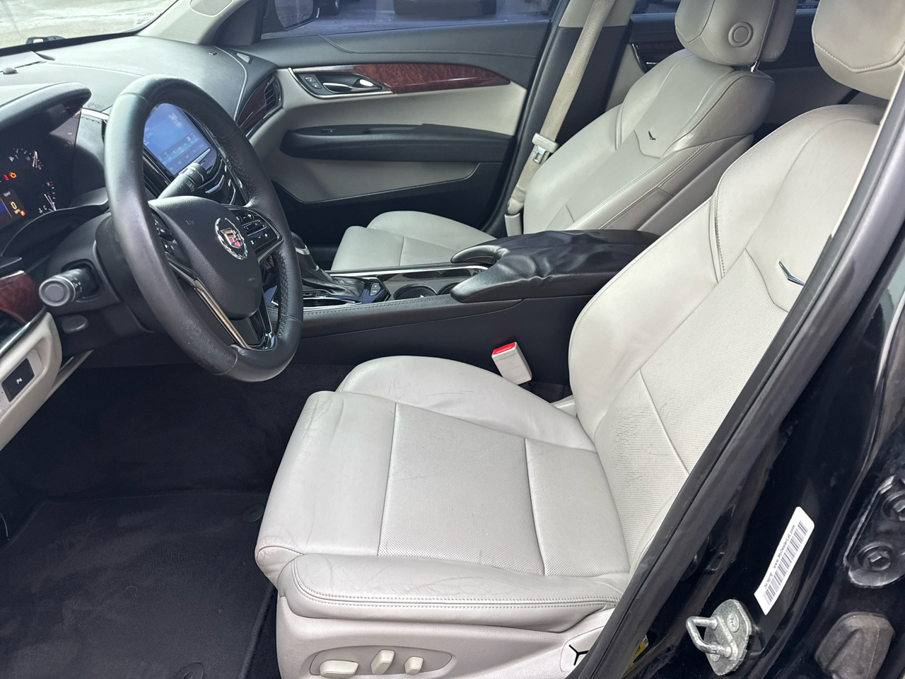 Cadillac ATS 4dr Sdn 2.0L Luxury RWD 2013