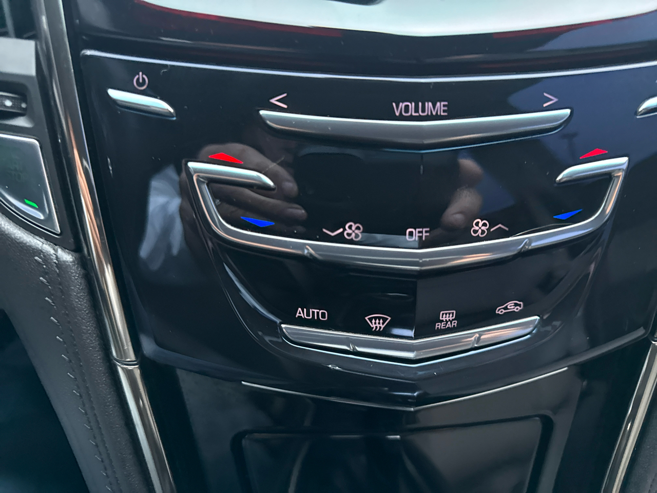 Cadillac ATS 4dr Sdn 2.0L Luxury RWD 2013