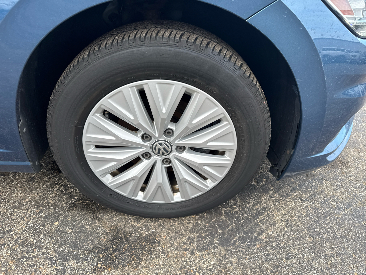 Volkswagen Jetta R-Line Auto w/SULEV 2019