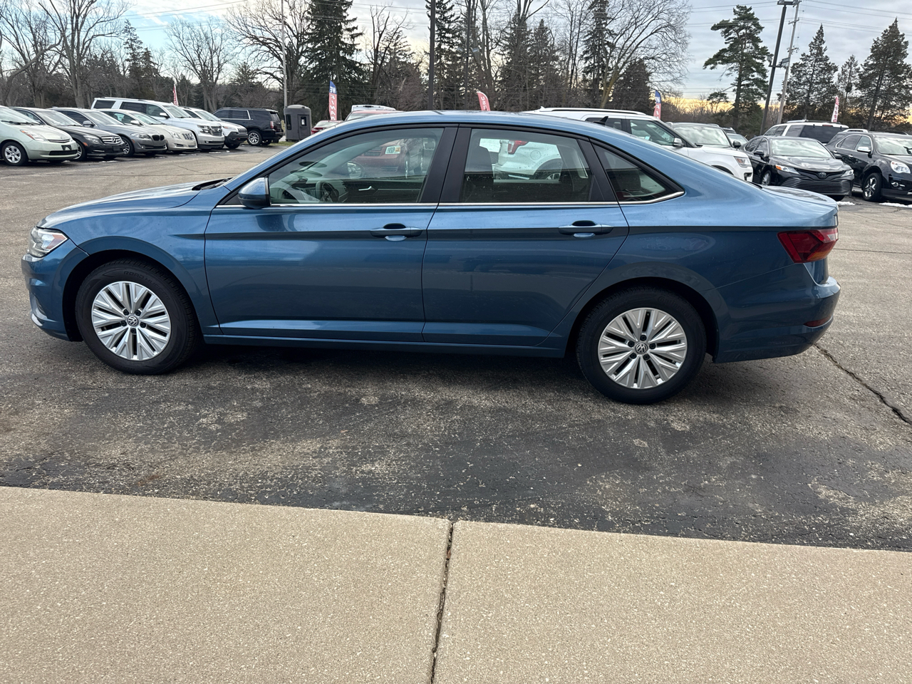 Volkswagen Jetta R-Line Auto w/SULEV 2019