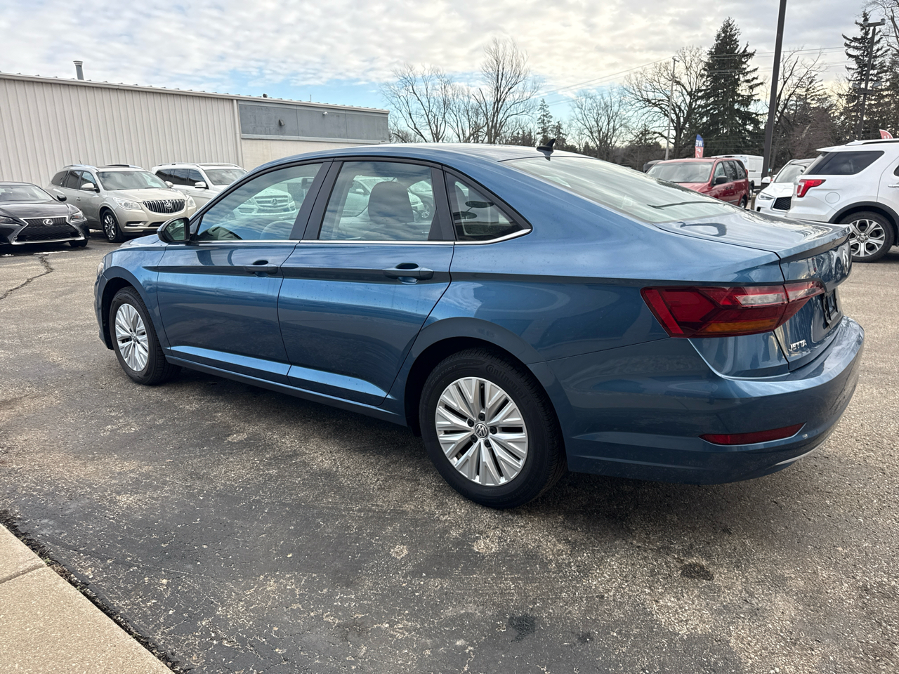 Volkswagen Jetta R-Line Auto w/SULEV 2019