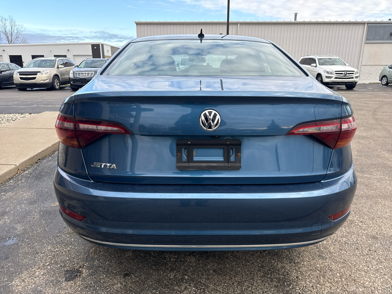 Volkswagen Jetta R-Line Auto w/SULEV 2019