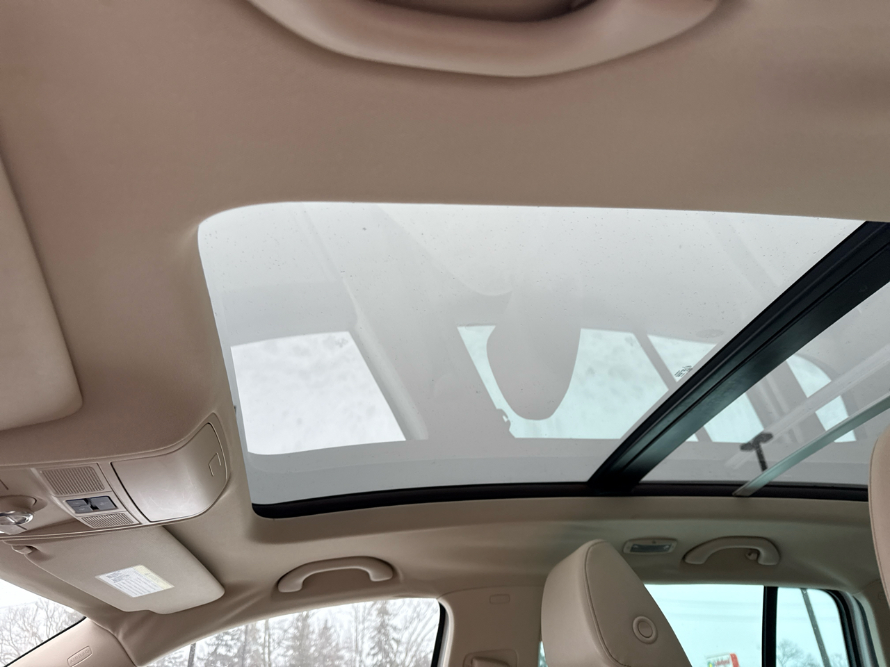 Volkswagen Tiguan 4WD 4dr S 4Motion 2011