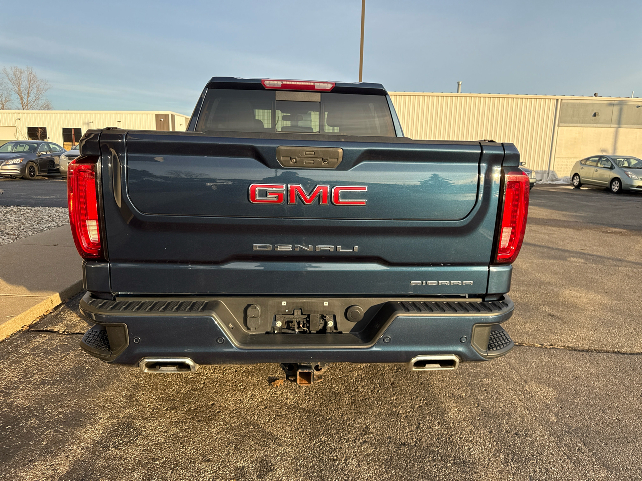 GMC Sierra 1500 Limited 4WD Crew Cab 147" Denali 2022