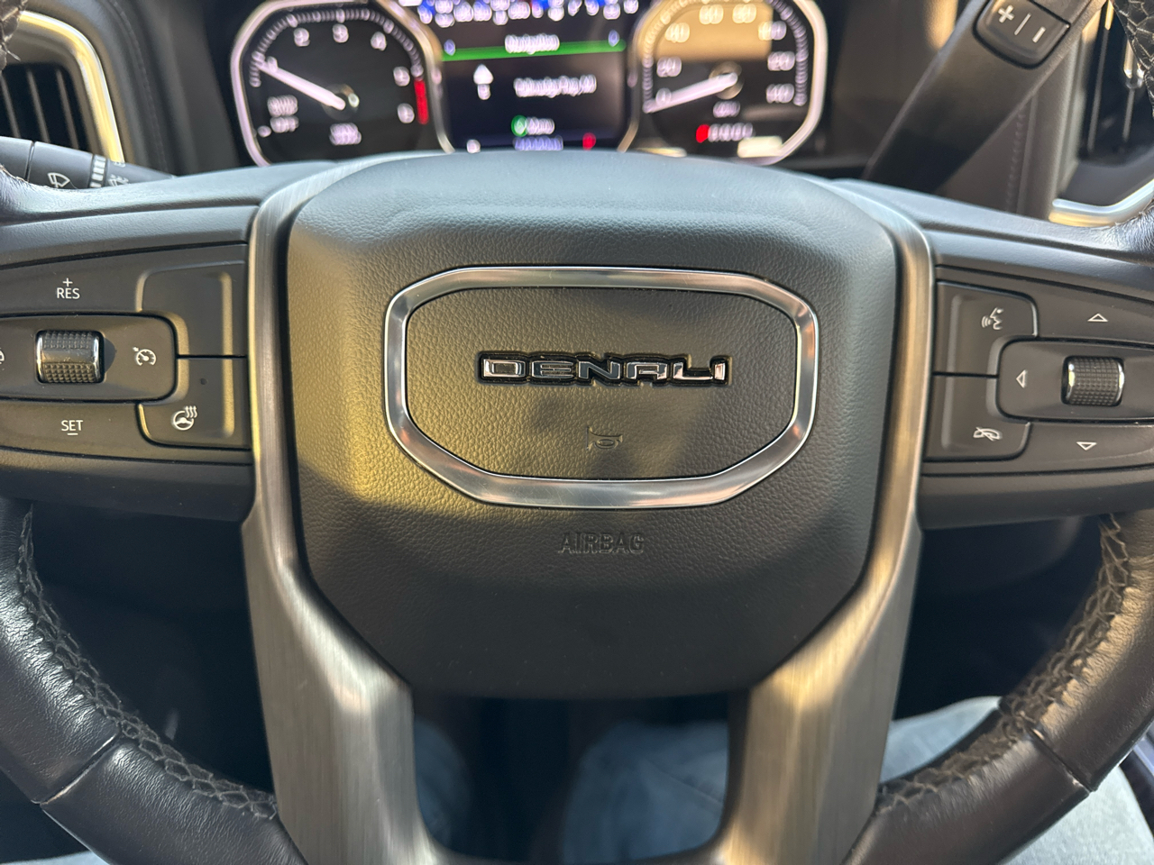 GMC Sierra 1500 Limited 4WD Crew Cab 147" Denali 2022