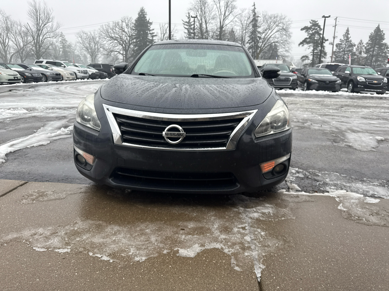 Nissan Altima 4dr Sdn I4 2.5 SV 2015
