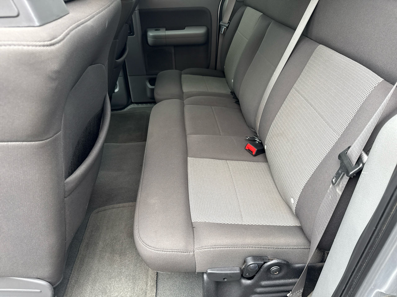 Ford F-150 4WD SuperCab 145" XLT 2006