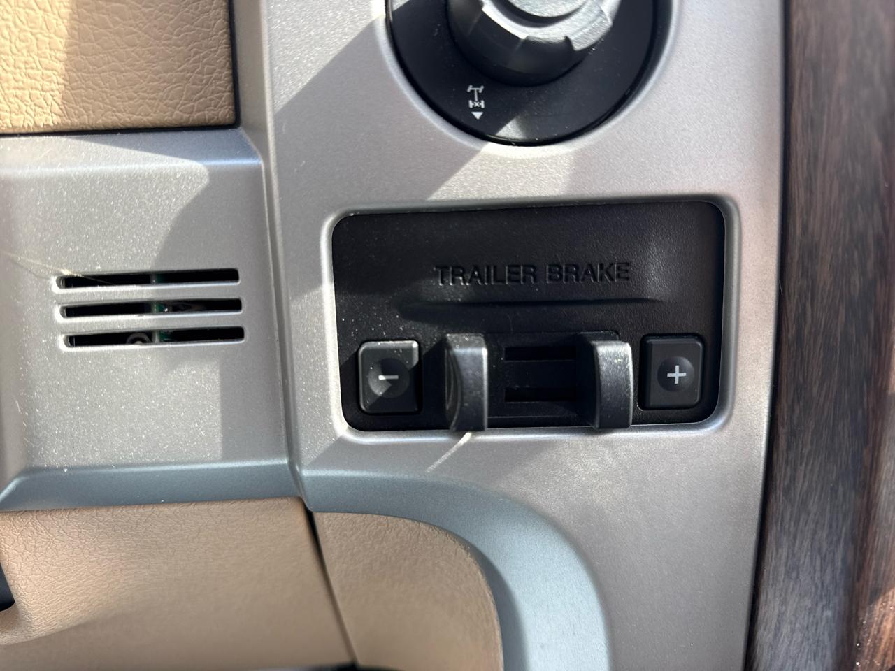 Ford F-150 4WD SuperCrew 145" King Ranch 2014