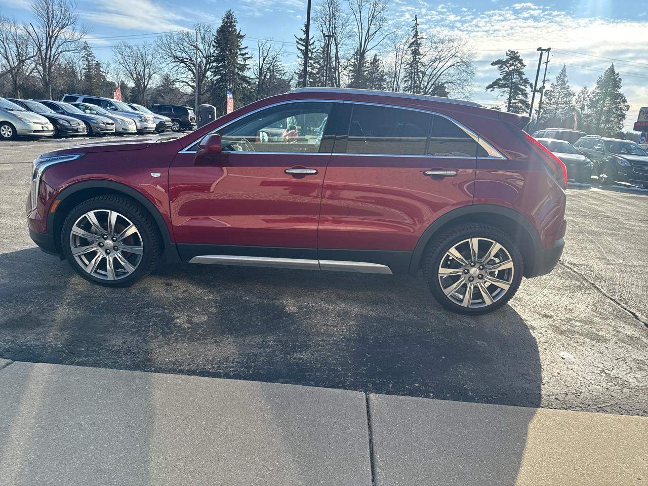 Cadillac XT4 AWD 4dr Premium Luxury 2019