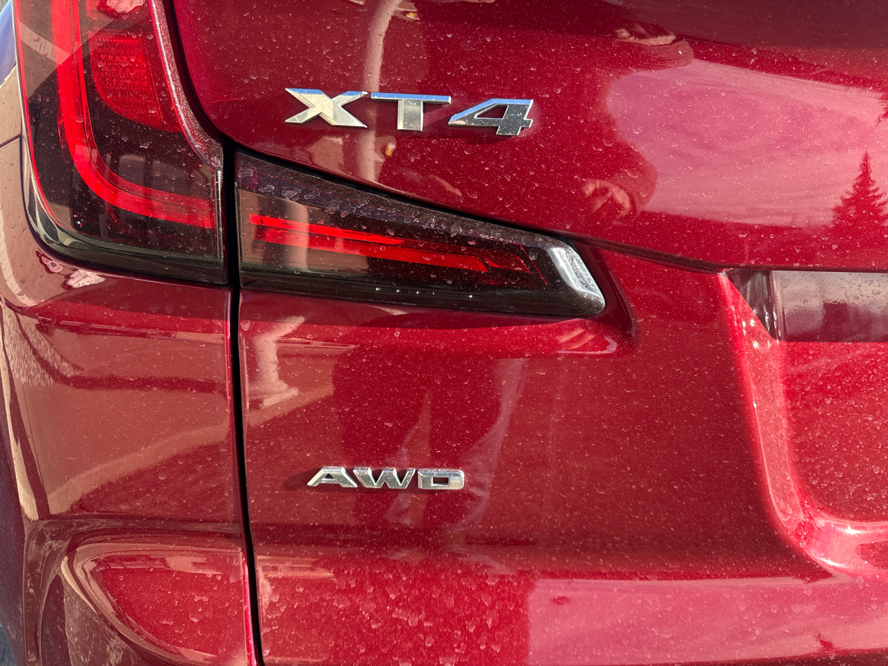 Cadillac XT4 AWD 4dr Premium Luxury 2019