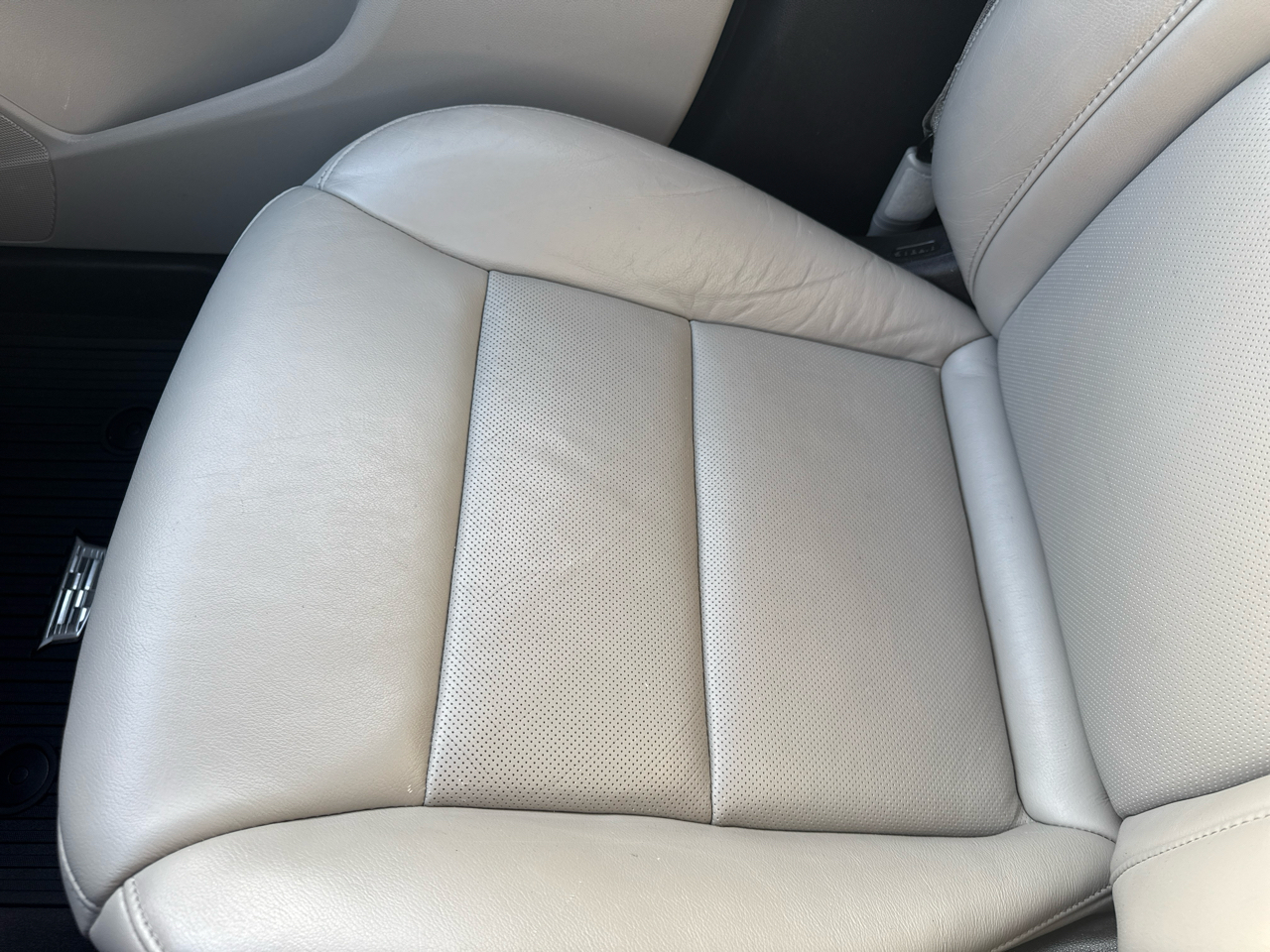 Cadillac XT4 AWD 4dr Premium Luxury 2019