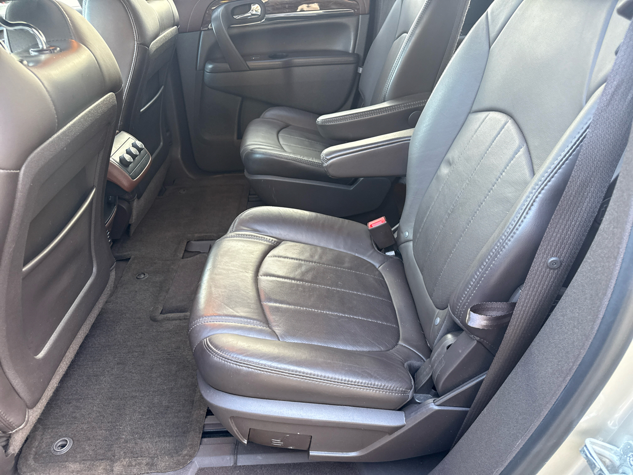Buick Enclave AWD 4dr Leather 2014