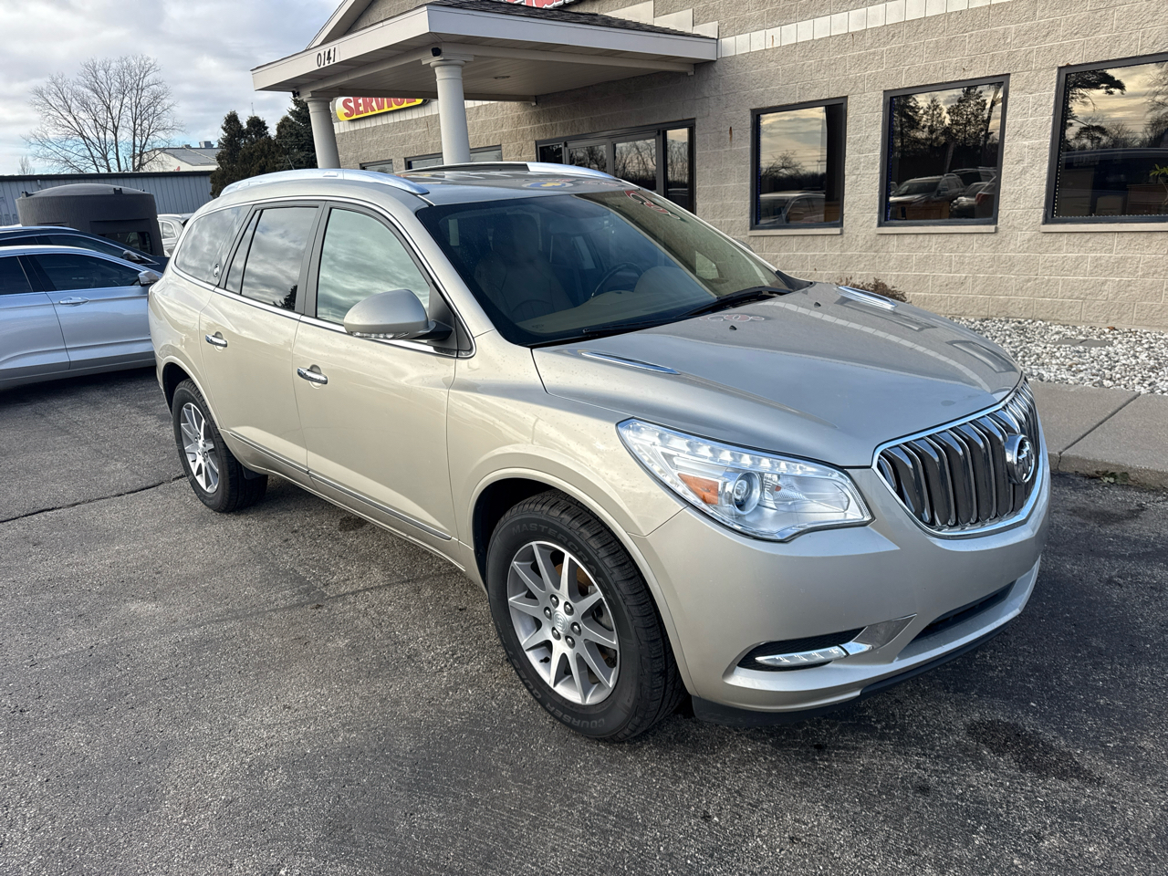 Buick Enclave FWD 4dr Leather 2015