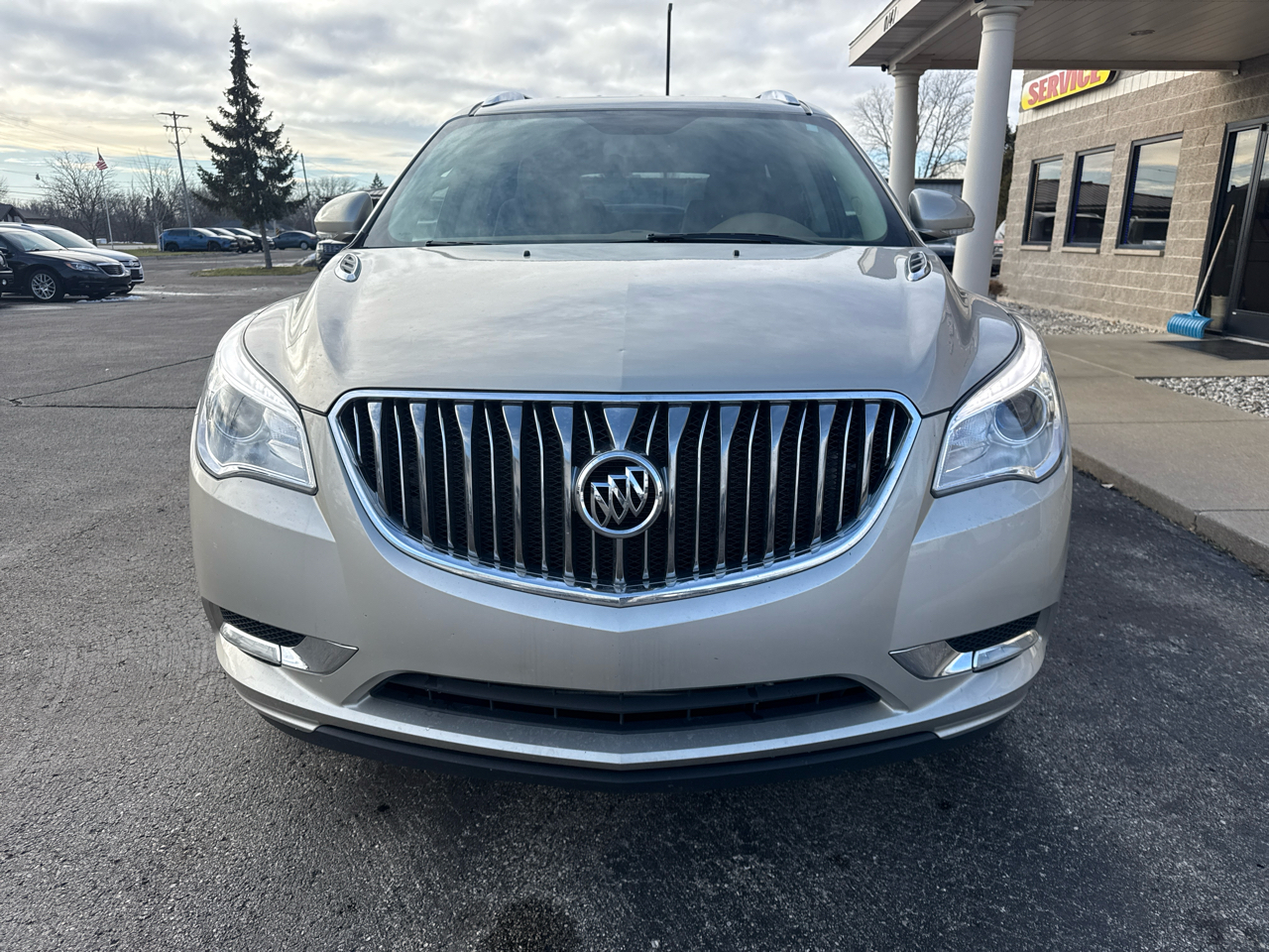 Buick Enclave FWD 4dr Leather 2015