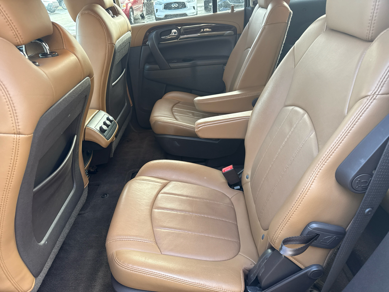 Buick Enclave FWD 4dr Leather 2015