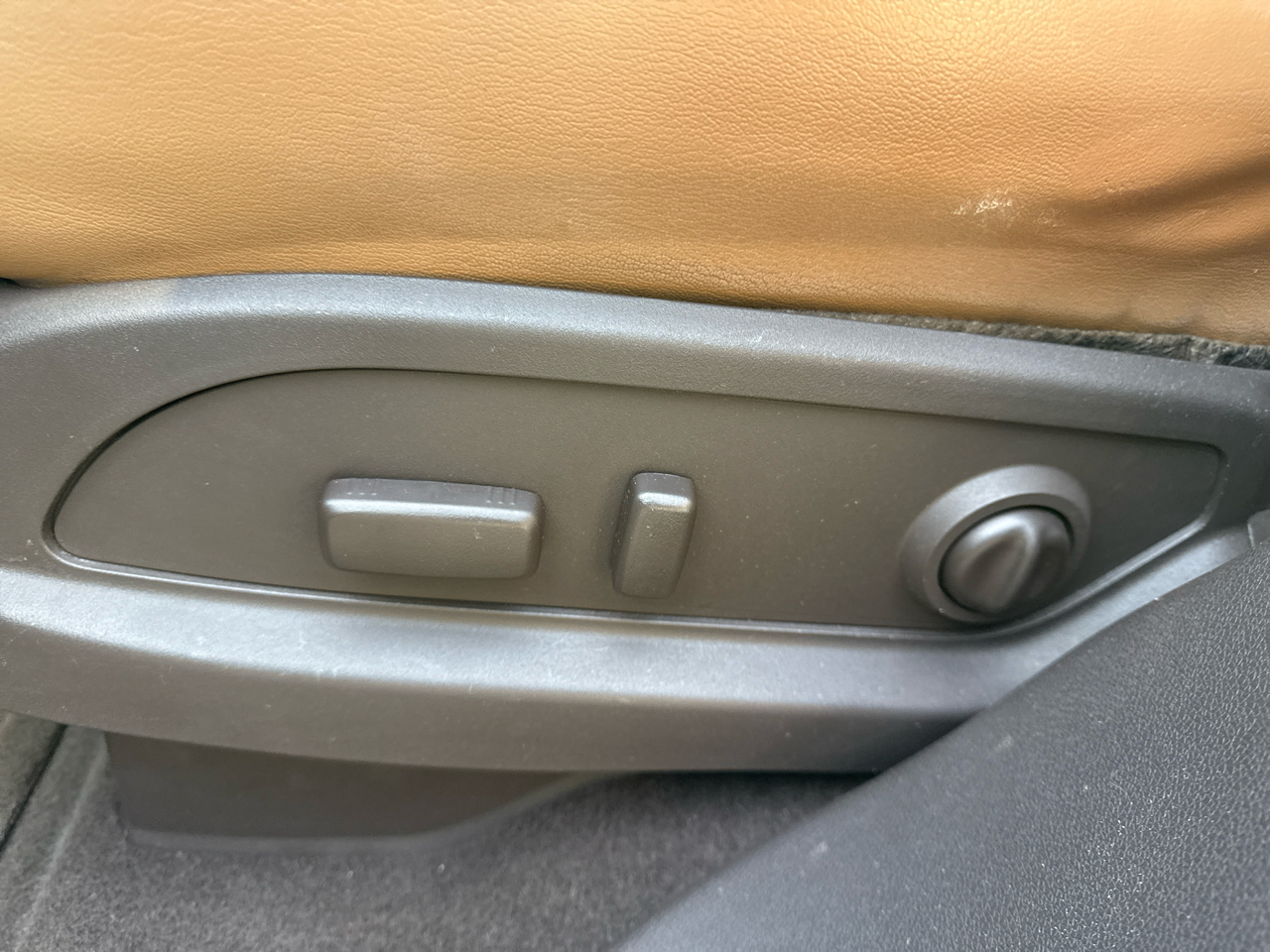 Buick Enclave FWD 4dr Leather 2015