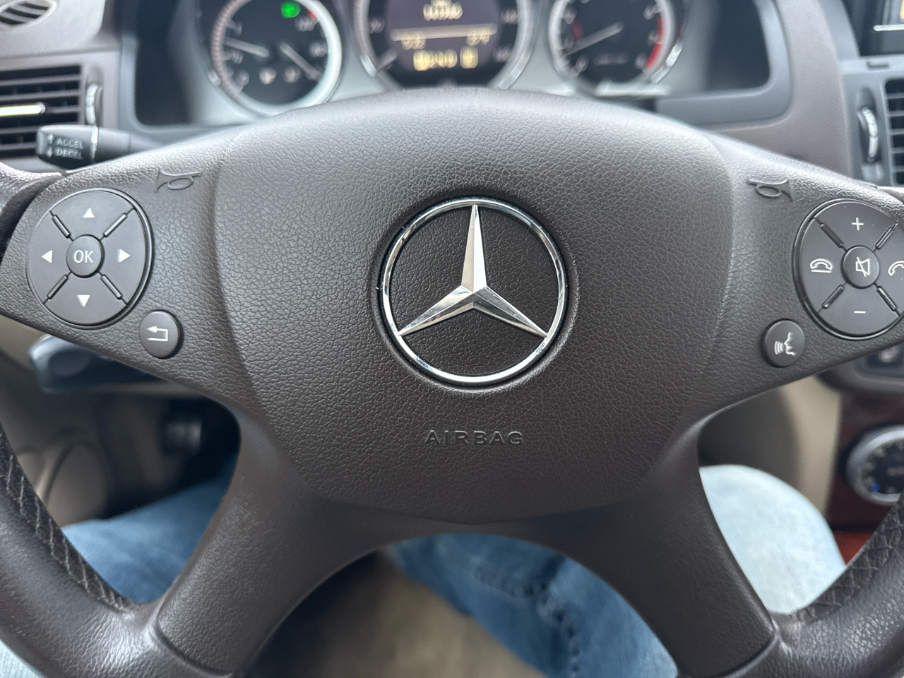 Mercedes-Benz C-Class 4dr Sdn C 300 Sport 4MATIC 2011