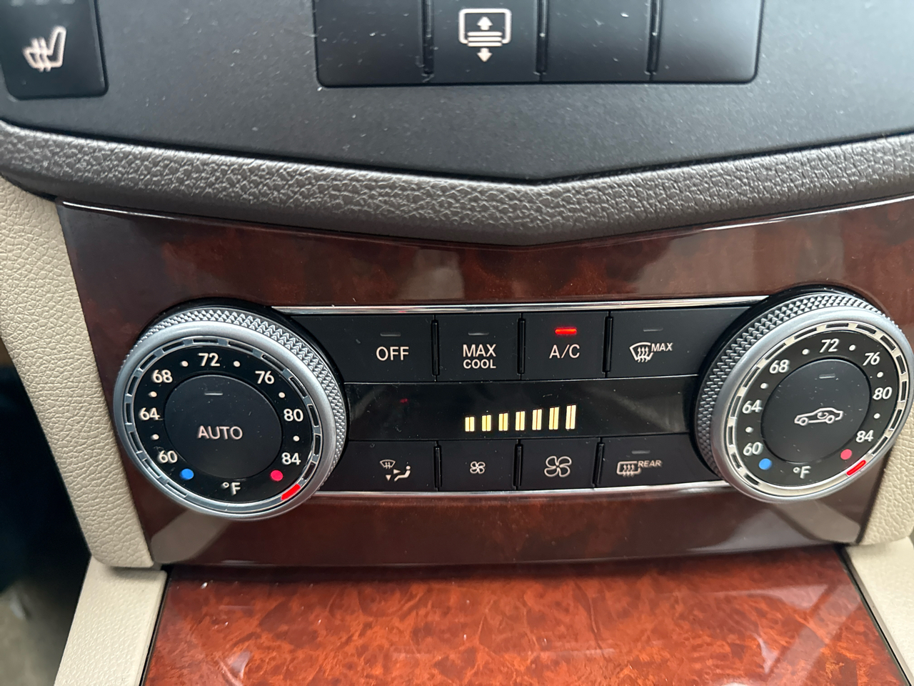 Mercedes-Benz C-Class 4dr Sdn C 300 Sport 4MATIC 2011