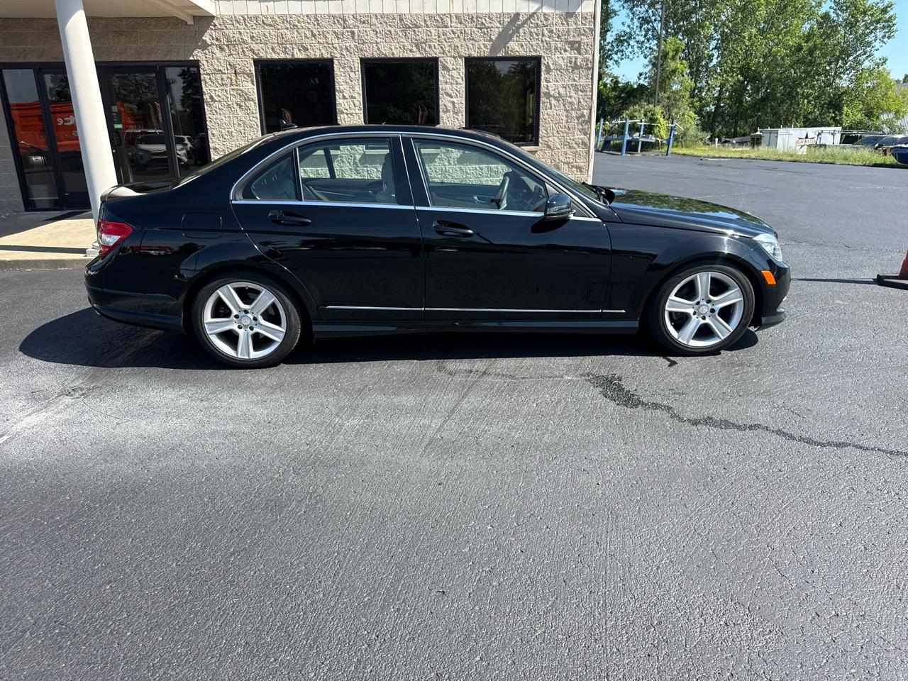 Mercedes-Benz C-Class 4dr Sdn C 300 Sport 4MATIC 2011