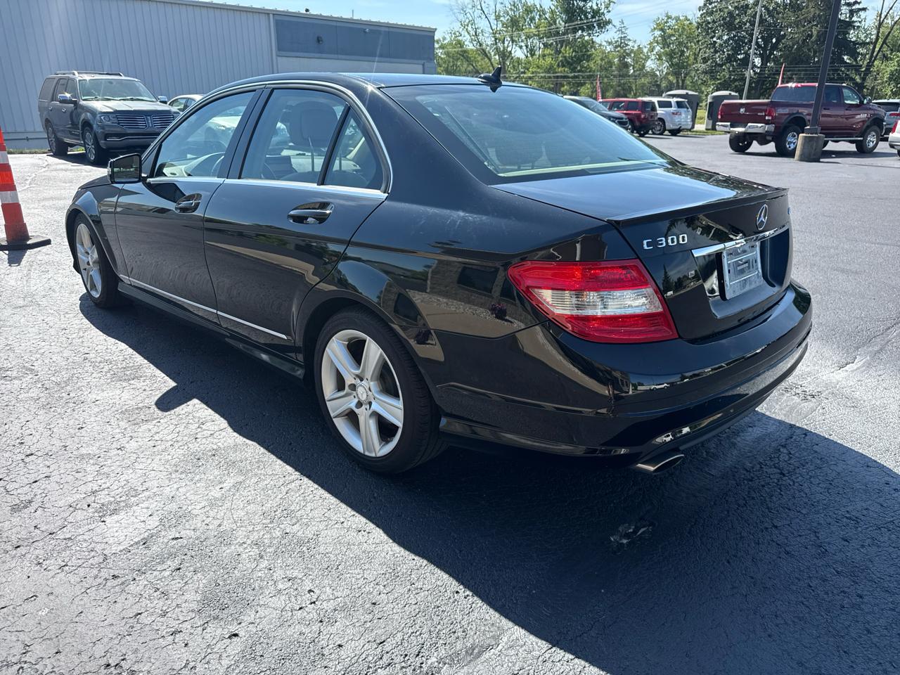 Mercedes-Benz C-Class 4dr Sdn C 300 Sport 4MATIC 2011