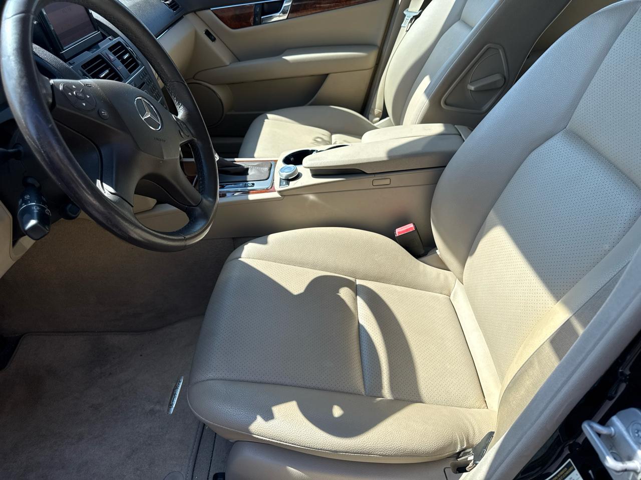 Mercedes-Benz C-Class 4dr Sdn C 300 Sport 4MATIC 2011