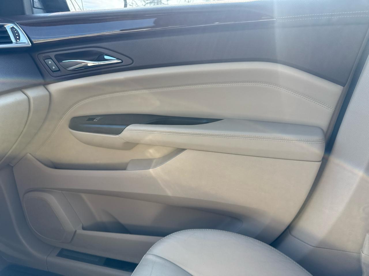 Cadillac SRX AWD 4dr Performance Collection 2014