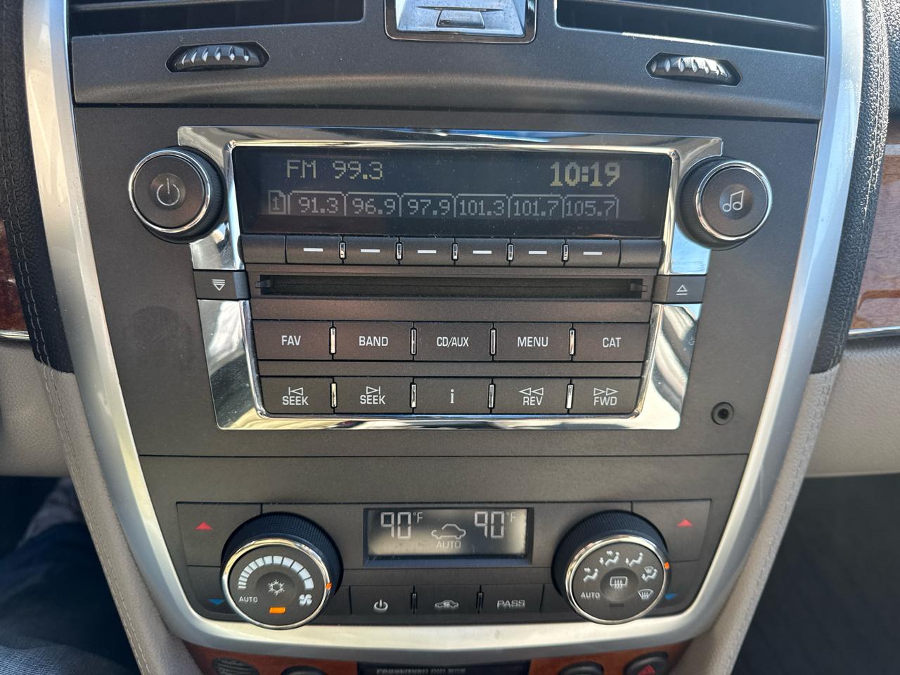 Cadillac SRX AWD 4dr V6 2008