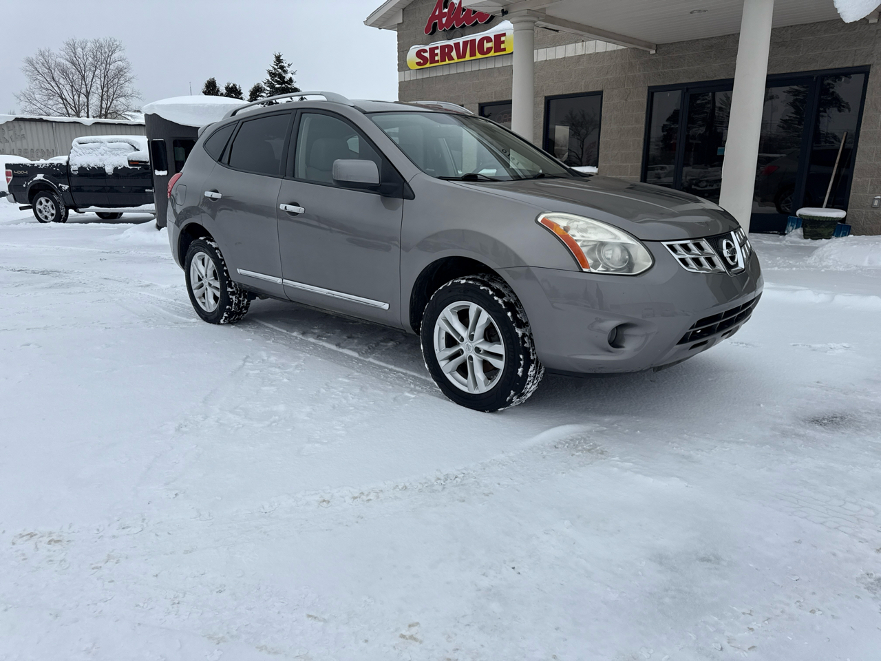 Nissan Rogue AWD 4dr SV 2013