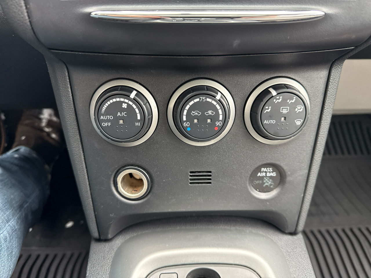 Nissan Rogue AWD 4dr SV 2013