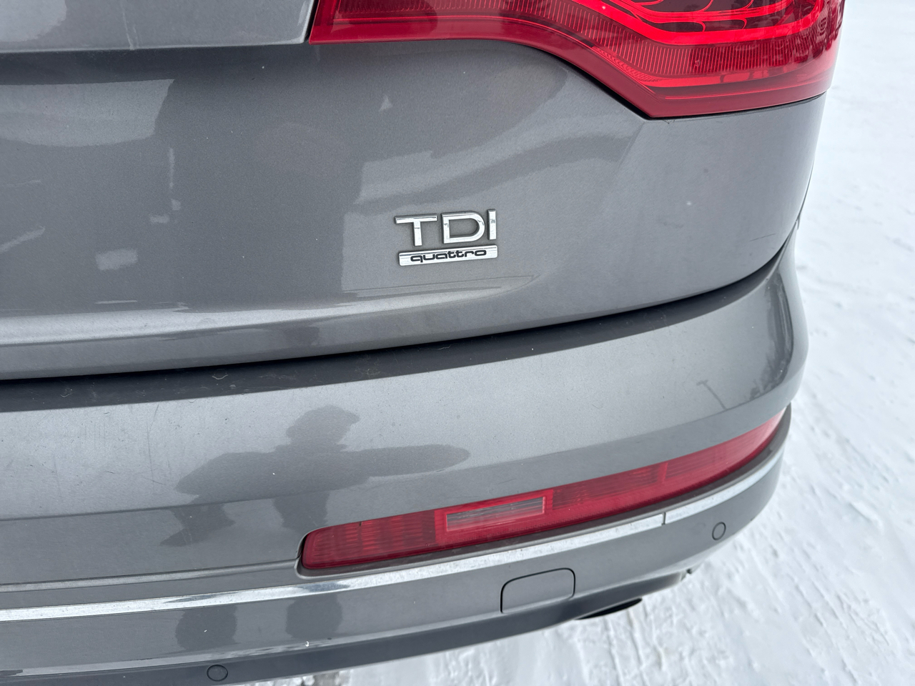 Audi Q7 quattro 4dr 3.0L TDI Prestige 2011