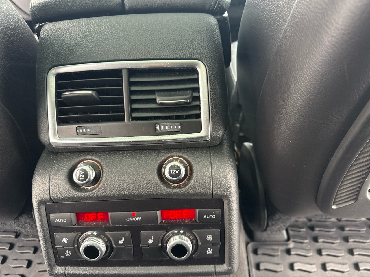 Audi Q7 quattro 4dr 3.0L TDI Prestige 2011