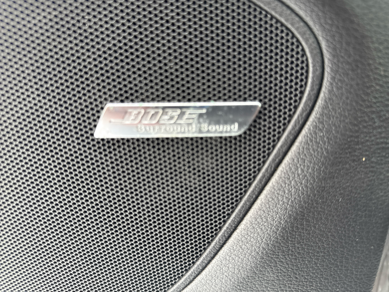 Audi Q7 quattro 4dr 3.0L TDI Prestige 2011