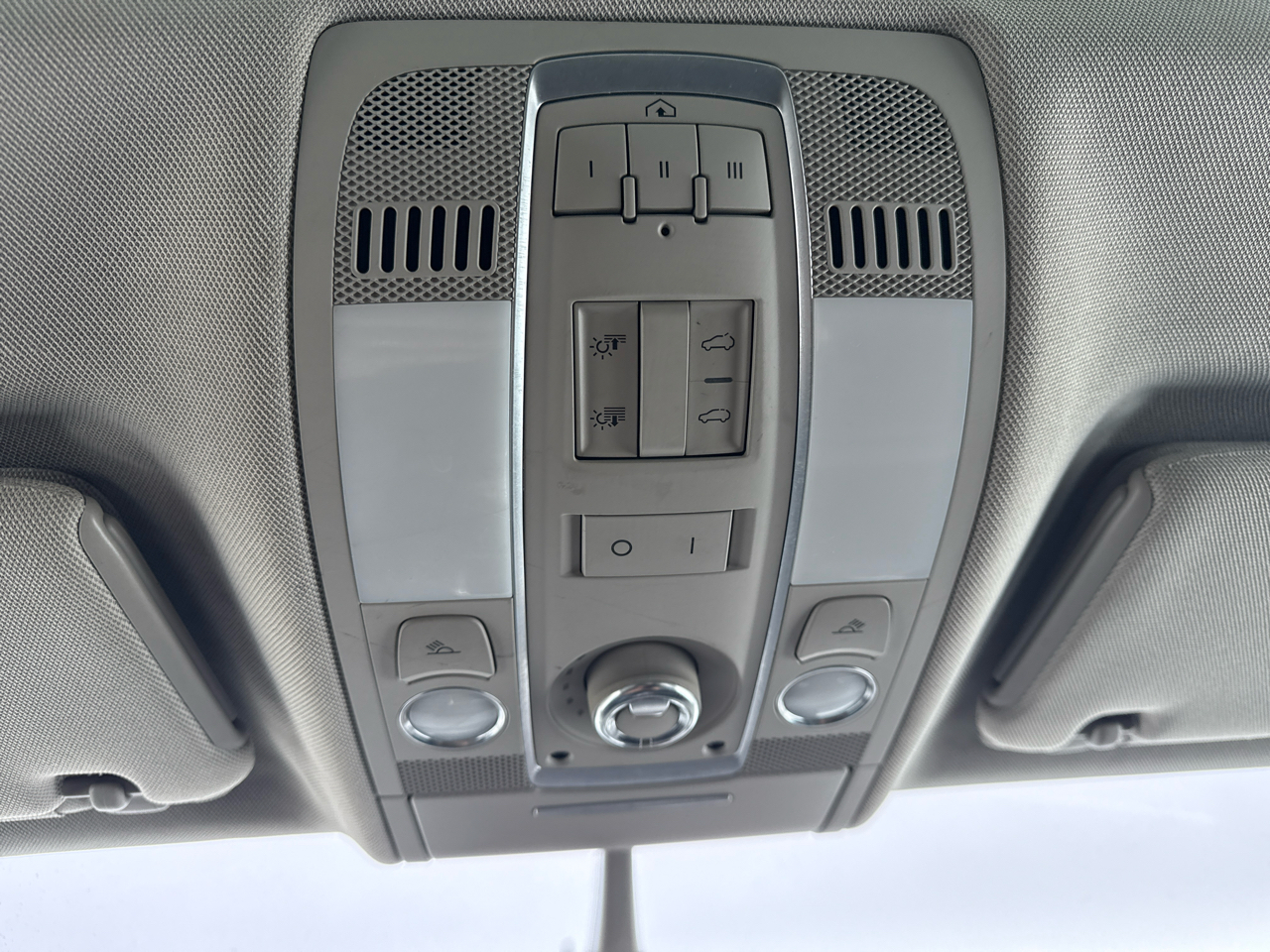 Audi Q7 quattro 4dr 3.0L TDI Prestige 2011