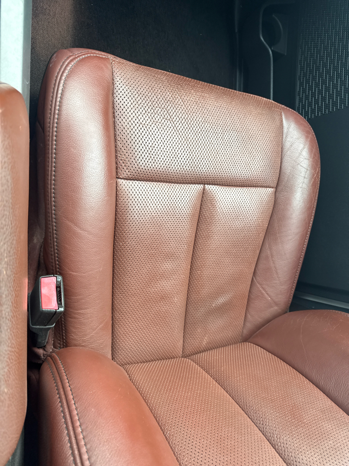 Ford Expedition 4WD 4dr King Ranch 2013