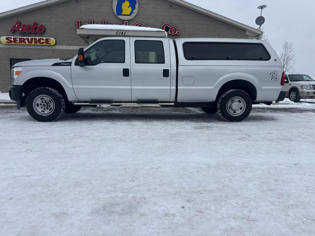 2015 Ford Super Duty F-250 SRW 4WD Crew Cab 172" Platinum