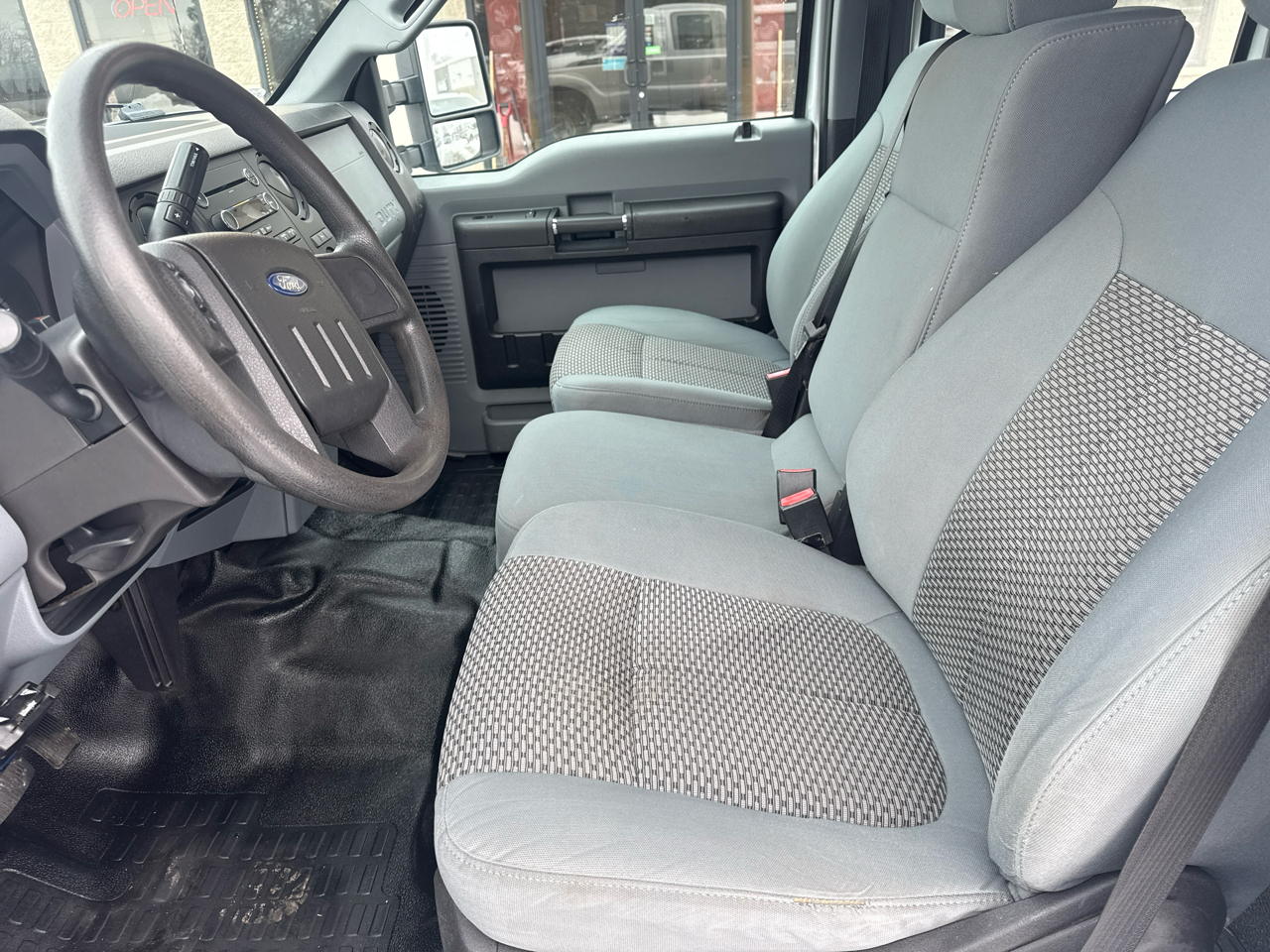 Ford Super Duty F-250 SRW 4WD Crew Cab 172" Platinum 2015