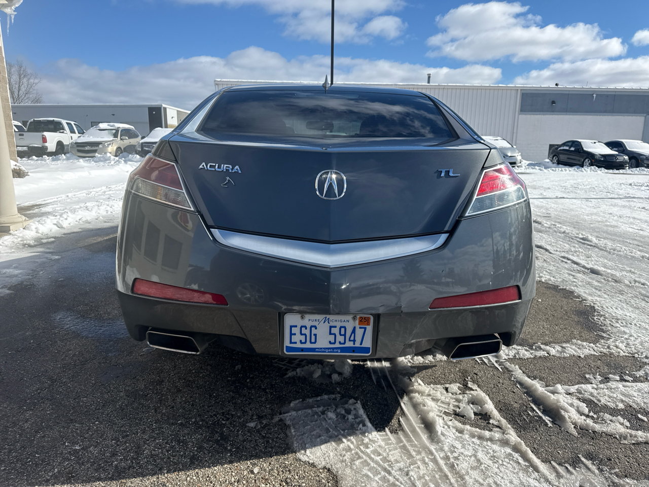 Acura TL 4dr Sdn 2WD 2009