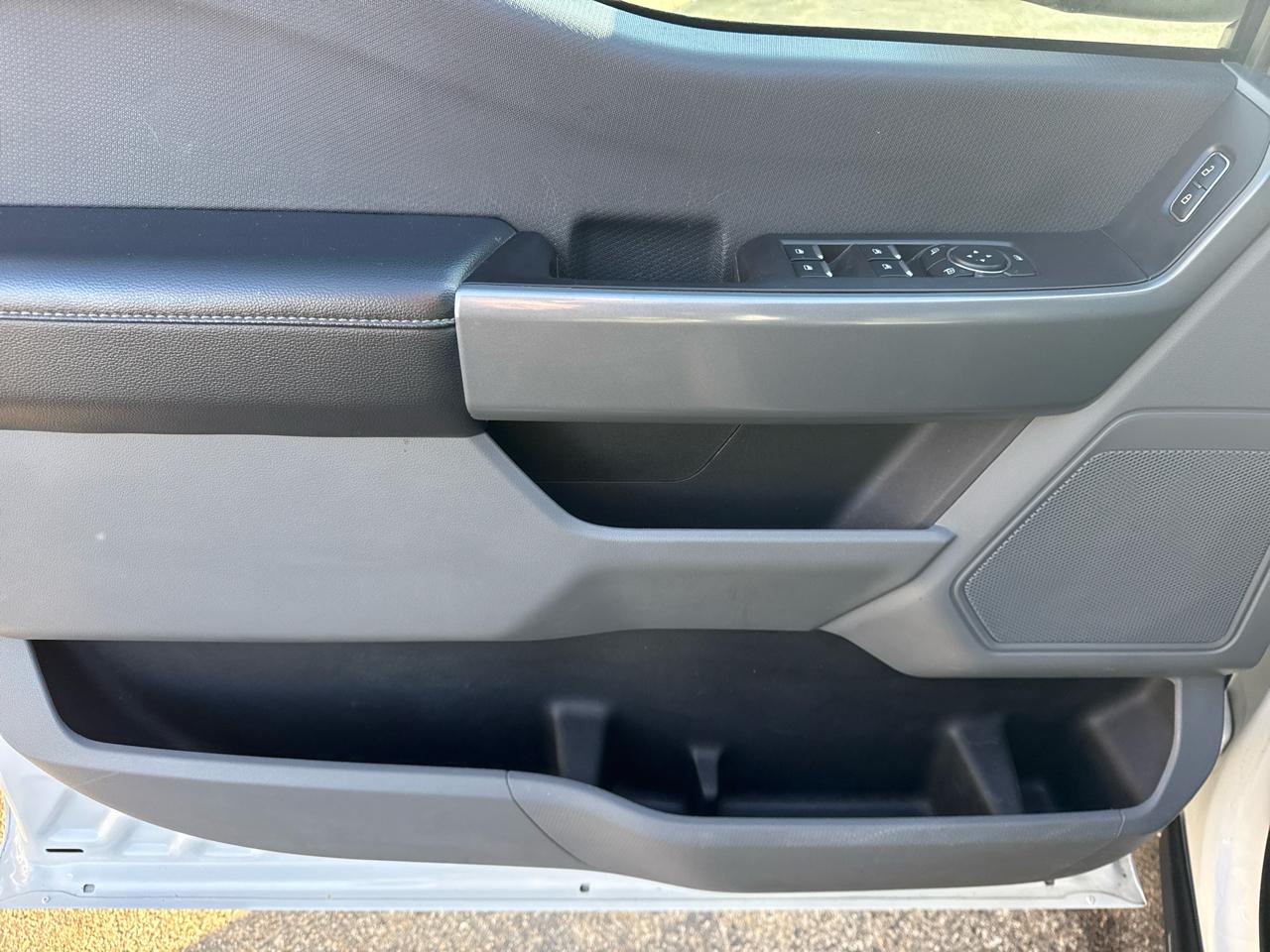 Ford F-150 4WD SuperCrew 145" XLT 2023