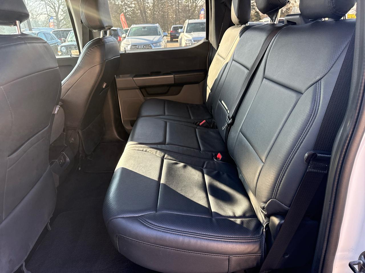 Ford F-150 4WD SuperCrew 145" XLT 2023