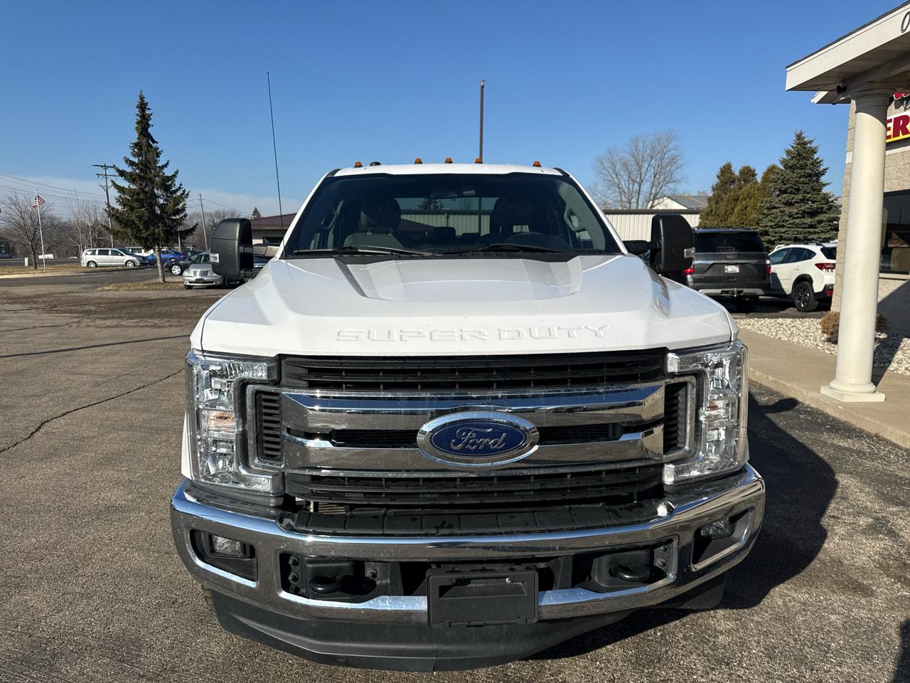 Ford Super Duty F-250 SRW Lariat 4WD SuperCab 8' Box 2019