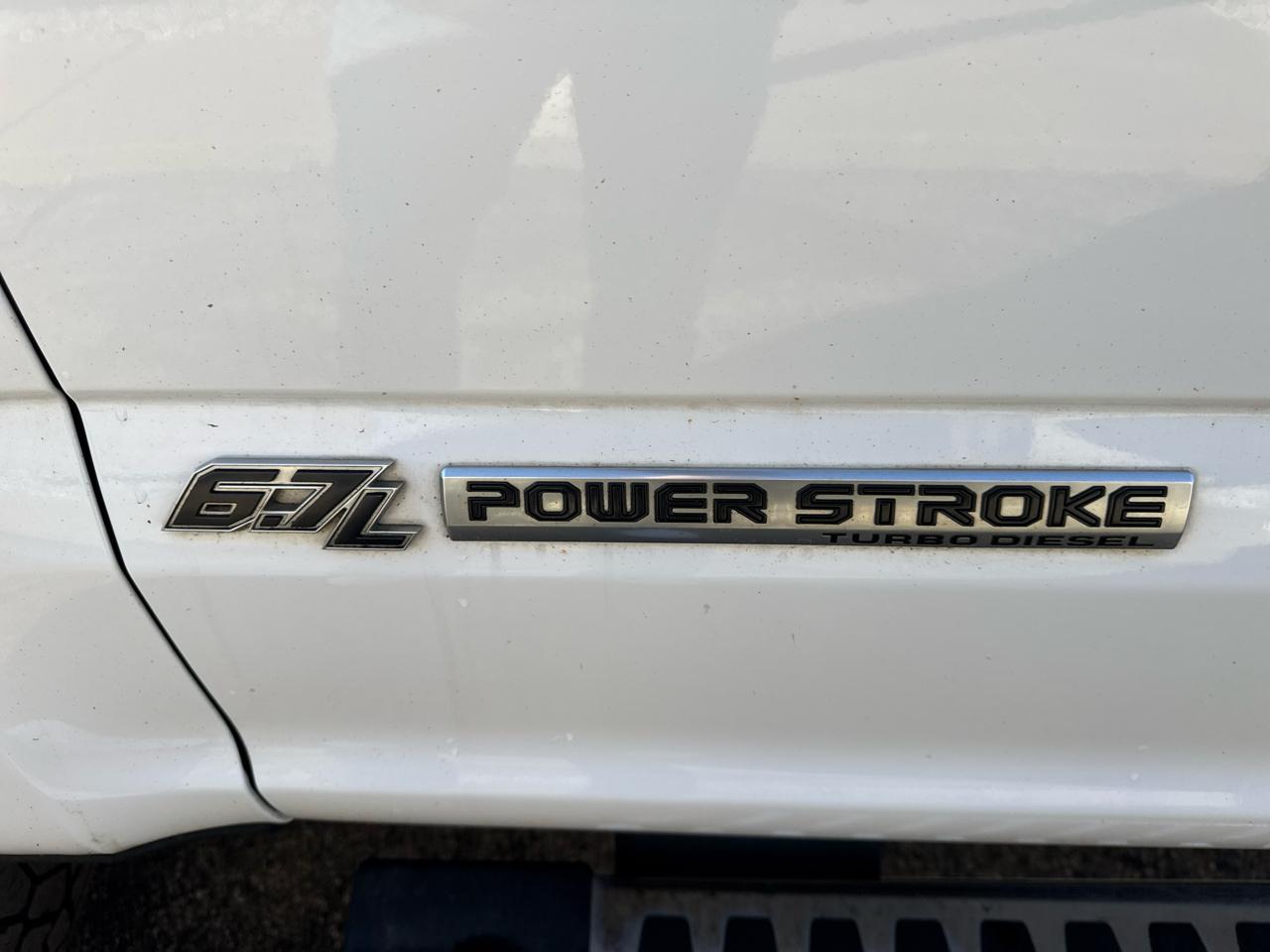 Ford Super Duty F-250 SRW Lariat 4WD SuperCab 8' Box 2019